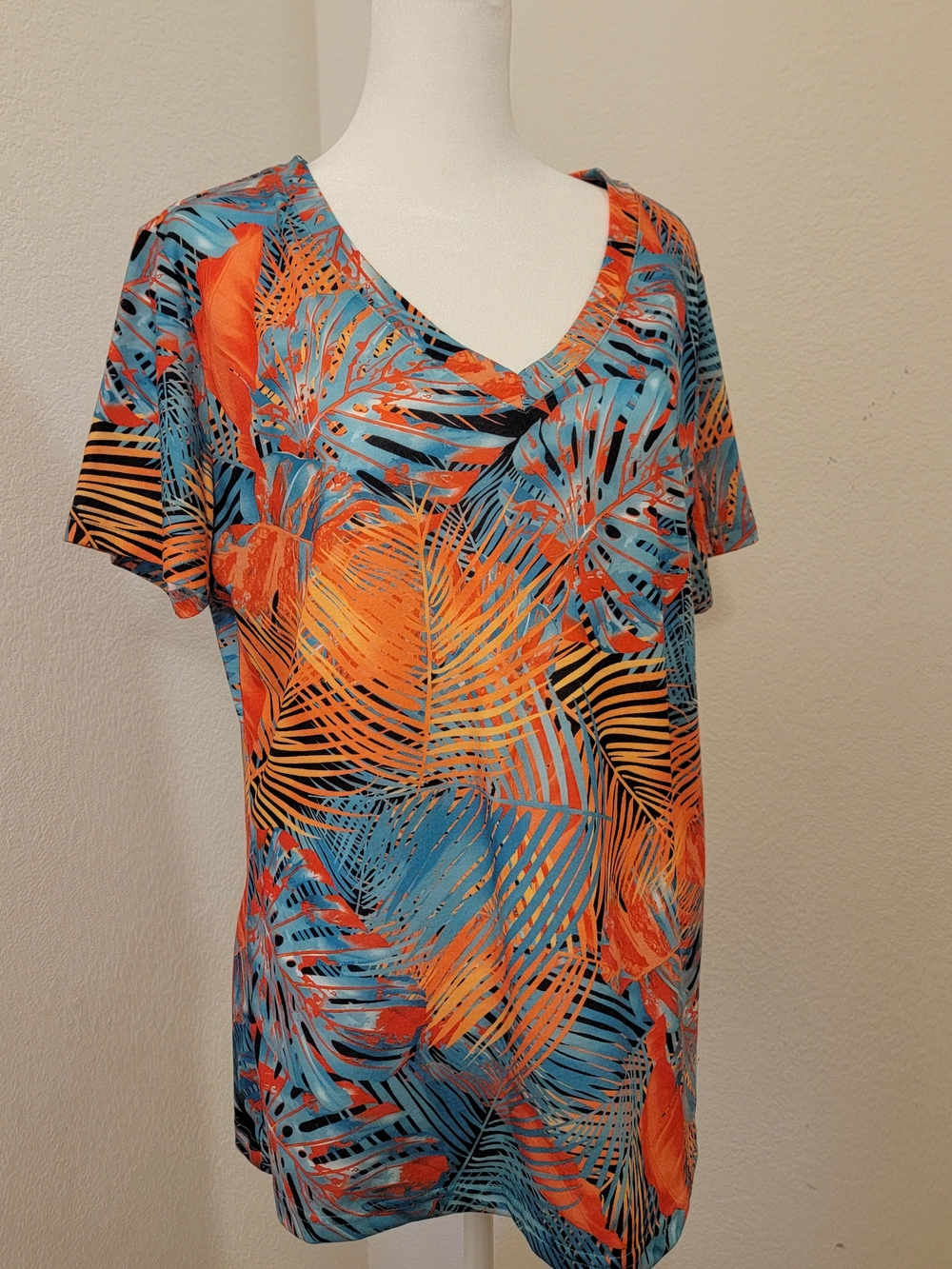 Women’s V-Neck Swim/Athletic Shirt in Orange & Blue Floral - Large